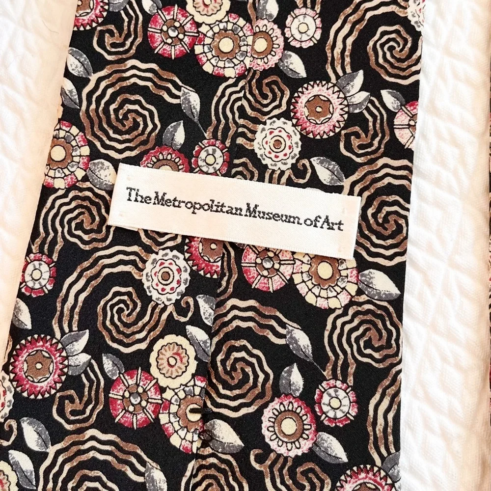 The Metropolitan Museum of Art 100% Silk Tie